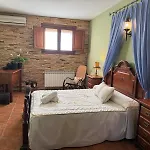 La Almazara Del Cristo Serradilla