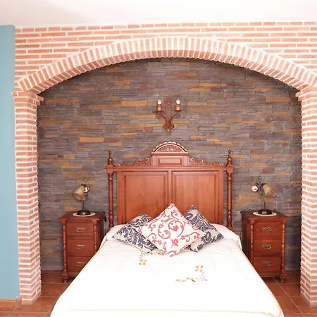 La Almazara Del Cristo * Серрадилья