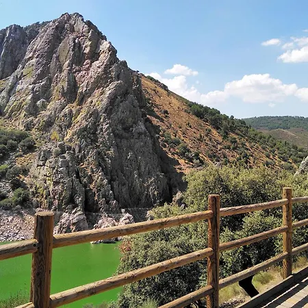 La Almazara Del Cristo Серрадилья