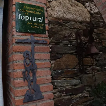 La Almazara Del Cristo * Serradilla