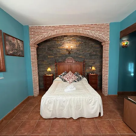 La Almazara Del Cristo Серрадилья