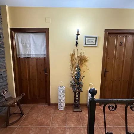 La Almazara Del Cristo Kır Evi Serradilla