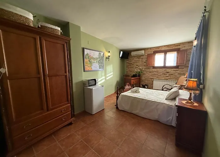 La Almazara Del Cristo * Serradilla